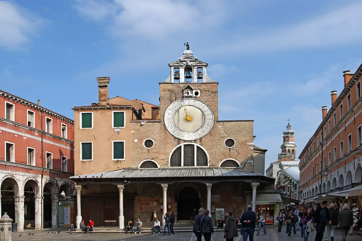 The church of San Giacomo di Rialto with its clock